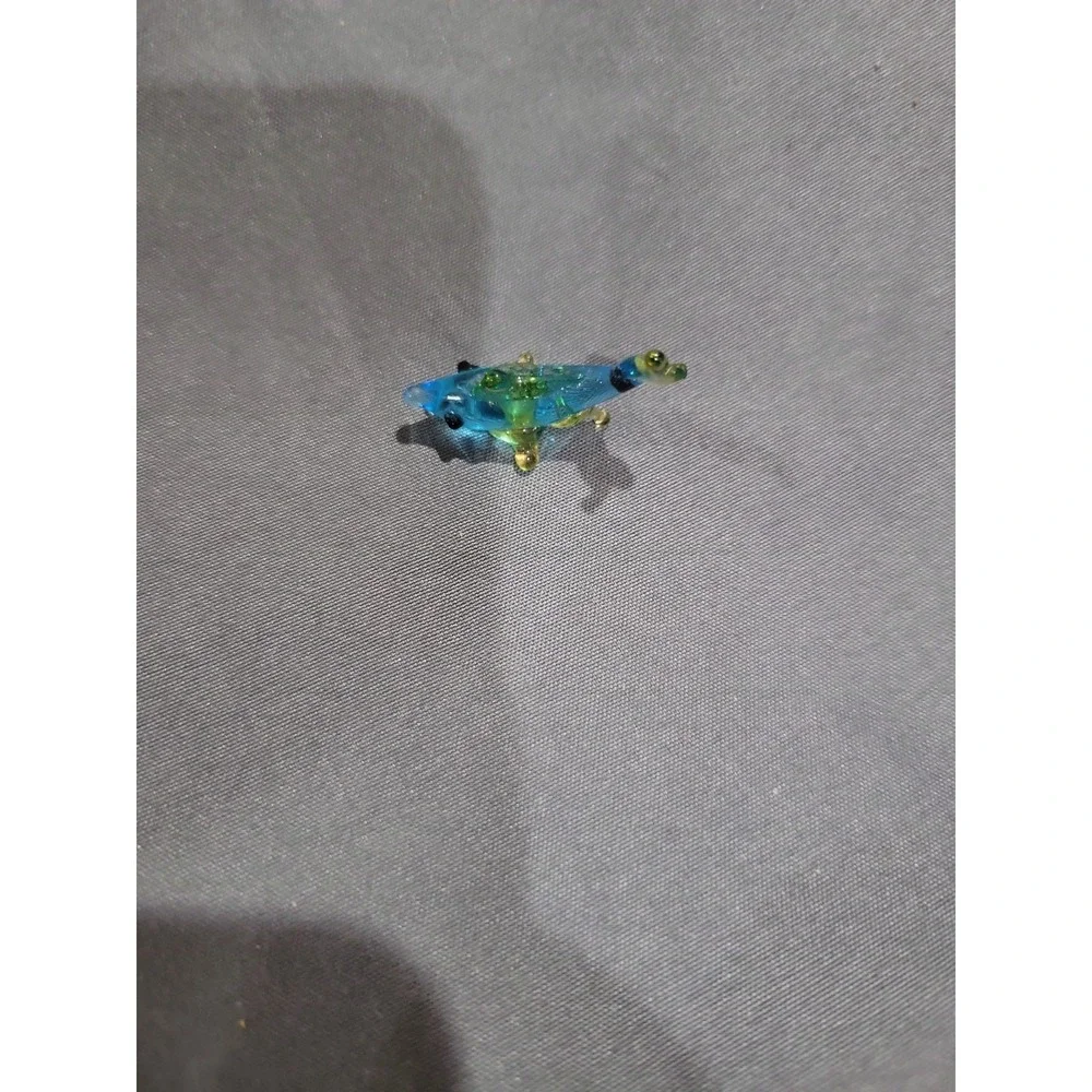 Hand Blown Glass Figurine Collectibles Handmade Miniature Fish Blue Amber